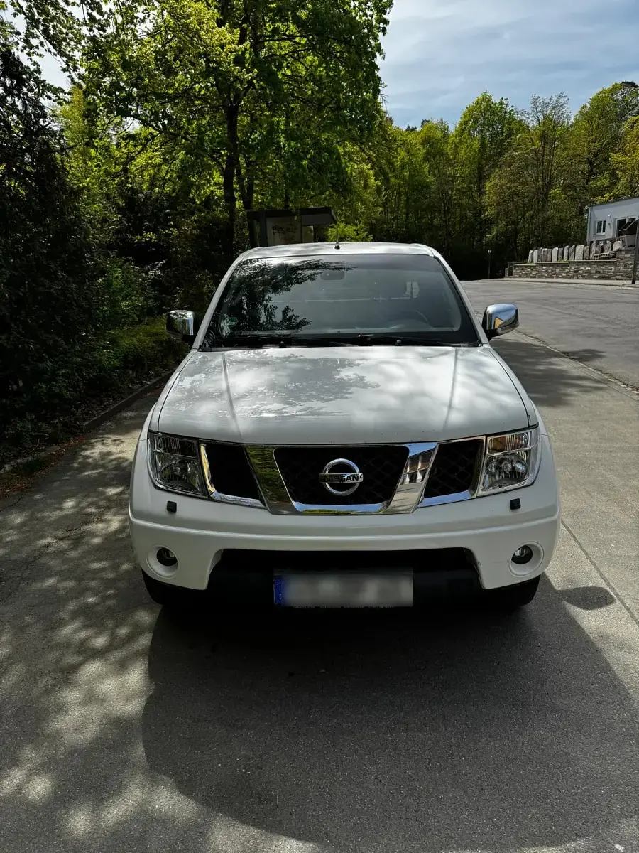 Usata Nissan Navara 2009 Bianco Pick-up