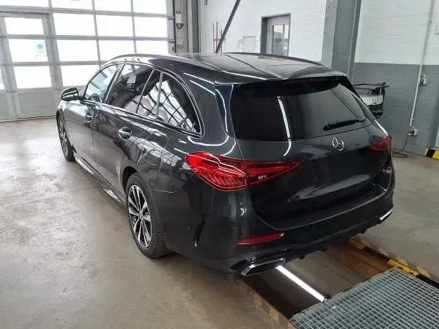 Gebraucht Mercedes E300 AMG 204 PS (150 kW) 2023 Grau Limousine