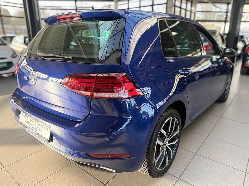 Gebraucht VW Golf VII Join 150 PS (110 kW) 2018 Blau Limousine