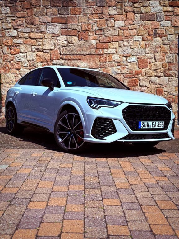 Weiß Gebraucht 2024 Audi RS Q3 Sportback Ambiente SUV | 66.500 € (Fairer Preis) - Bild 1/4