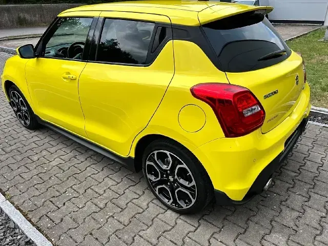 Gebraucht Suzuki Swift 129 PS (94 kW) 2022 Gelb Kleinwagen
