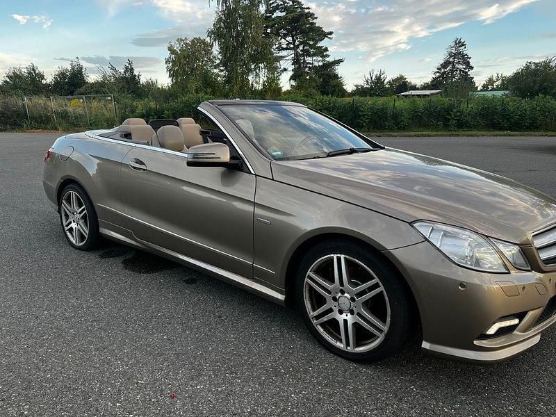 Gebraucht Mercedes 350 280 PS (205 kW) 2010 Gold Cabrio