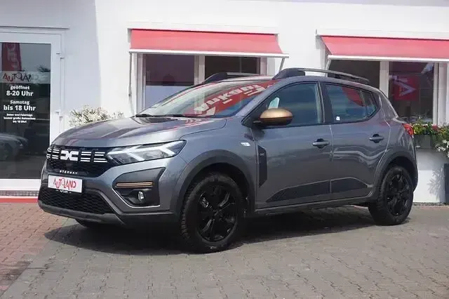 Gebraucht Dacia Sandero Extreme 91 PS (66 kW) 2024 Grau SUV