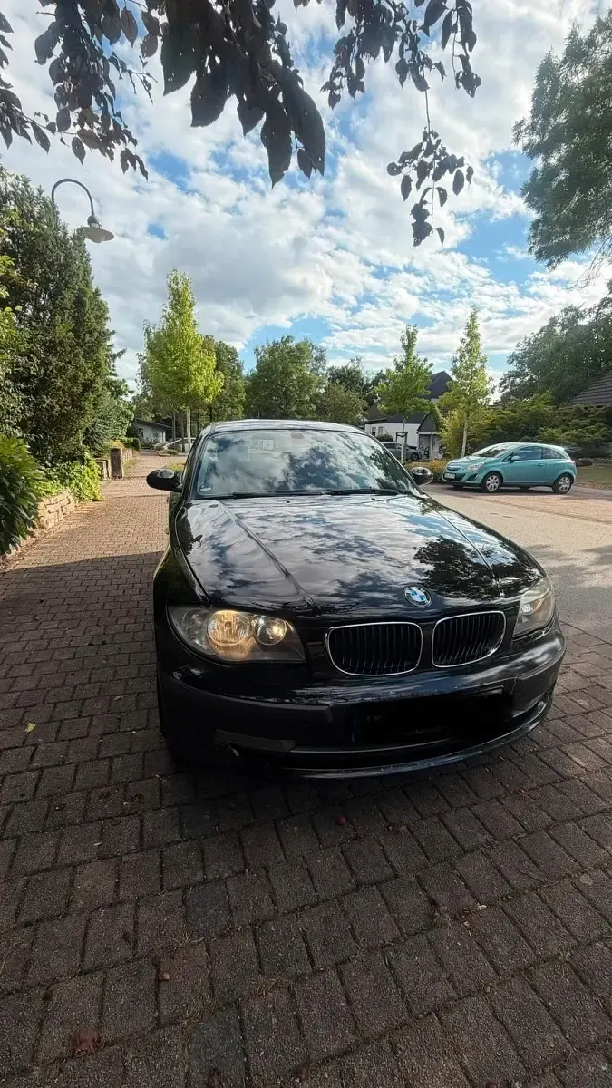 Gebraucht BMW 118 143 PS (105 kW) 2008 Schwarz Kleinwagen