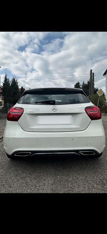 Gebraucht Mercedes A180 2017 Weiß Kleinwagen