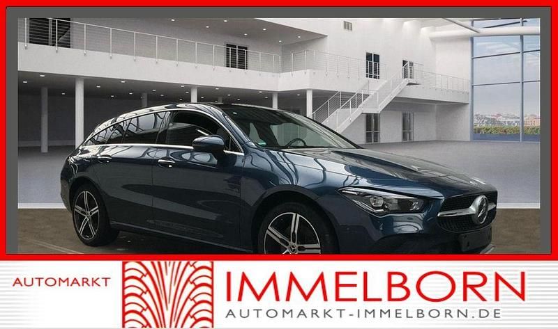 Blau Gebraucht 2022 Mercedes CLA250e Limousine | 27.750 € (Guter Preis) - Bild 1/4