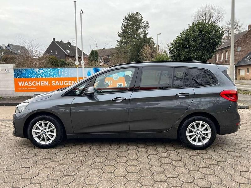 Gebraucht BMW 216 Advantage 116 PS (85 kW) 2021 Mineralgrau metallic Coupé