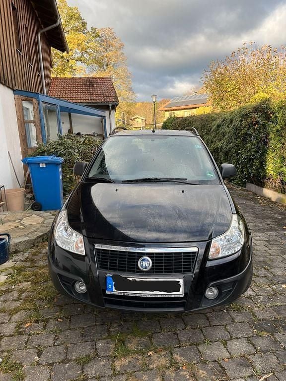 Schwarz Gebraucht 2008 Fiat Sedici Dynamic SUV | 2.900 € (Guter Preis) - Bild 1/4