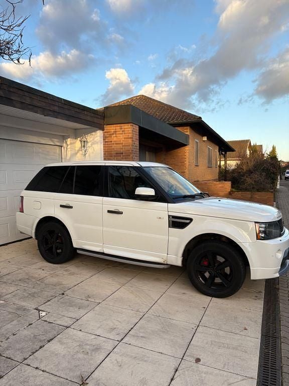 Weiß Gebraucht 2010 Land Rover Range Rover HSE SUV | 9.500 € (Fairer Preis) - Bild 1/4