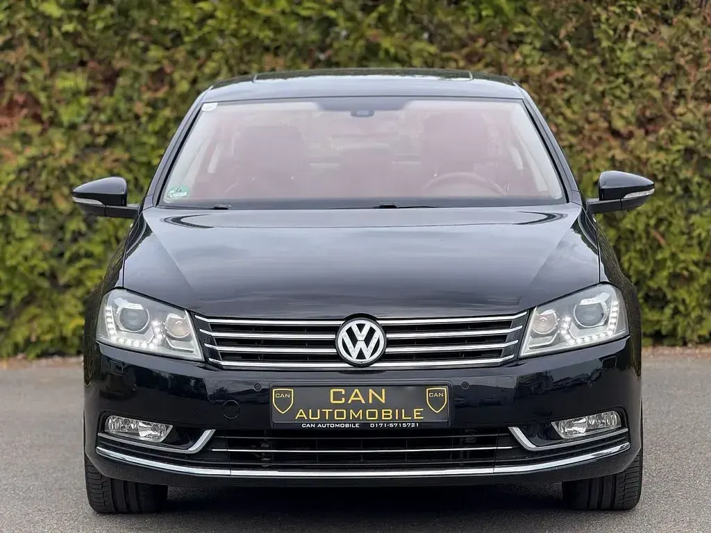Gebraucht VW Passat Highline 105 PS (77 kW) 2012 Schwarz Limousine