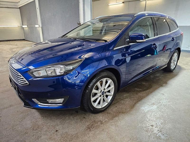 Gebraucht Ford Focus Titanium 150 PS (110 kW) 2015 Blau Kombi