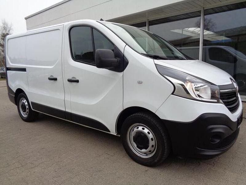 Gebraucht Renault Trafic Komfort 120 PS (88 kW) 2021 Weiß Van / Kleinbus