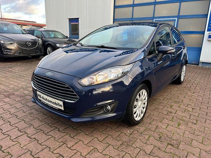 Blau Gebraucht 2014 Ford Fiesta Trend Kleinwagen | 6.999 € (Guter Preis) - Bild 1/4