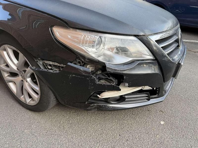 Gebraucht VW Passat Basis 170 PS (125 kW) 2009 Deep black perleffekt Limousine