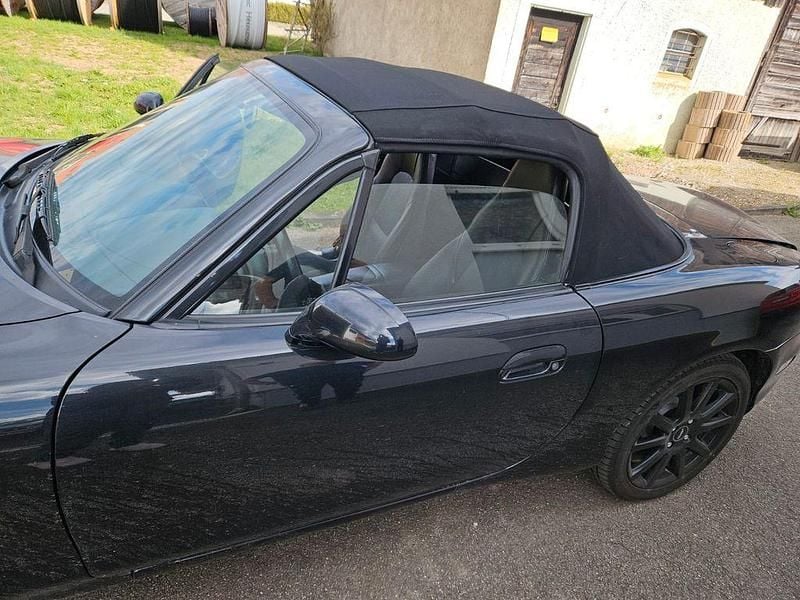 Gebraucht Mazda MX5 Emotion 126 PS (92 kW) 2006 Schwarz Cabrio