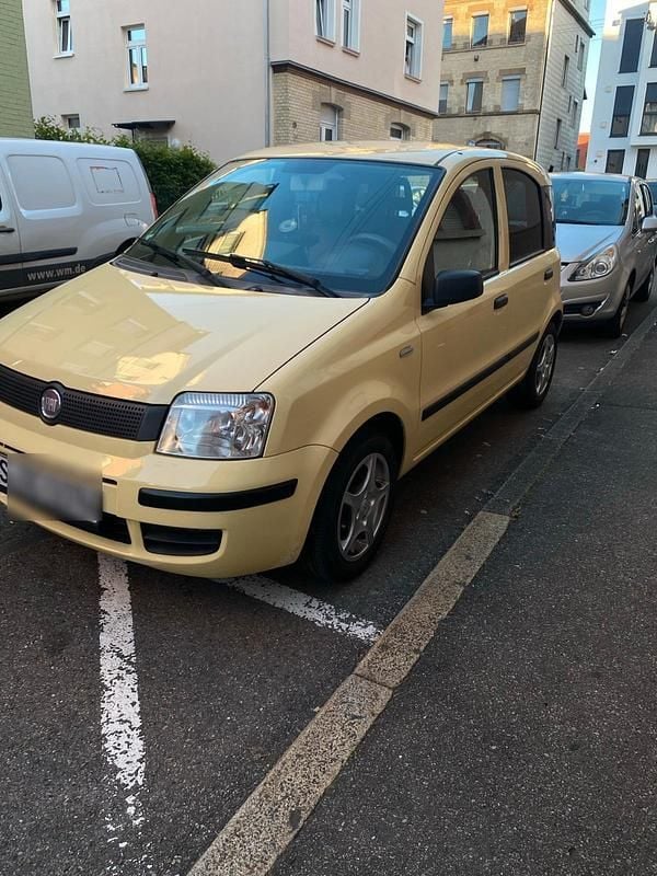 Gelb Gebraucht 2009 Fiat Panda Kleinwagen | 2.999 € (Etwas zu teuer) - Bild 1/4