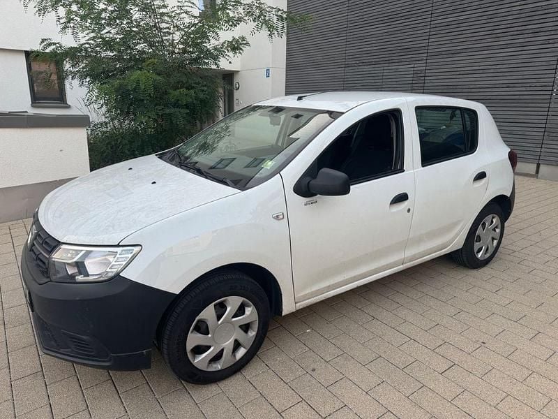 Weiß Gebraucht 2018 Dacia Sandero Kleinwagen | 3.990 € (Superpreis) - Bild 1/4