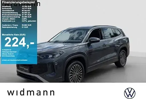 Gebraucht VW Tayron Life 150 PS (110 kW) 2025 Delfingrau metallic SUV