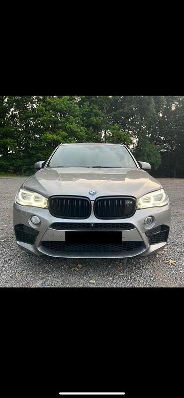 Grau Gebraucht 2015 BMW X5 M Shadowline SUV | 28.750 € (Guter Preis) - Bild 1/4
