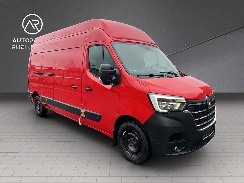 Second-hand Renault Master 179 CP (131 kW) 2020 Roșu Monovolum
