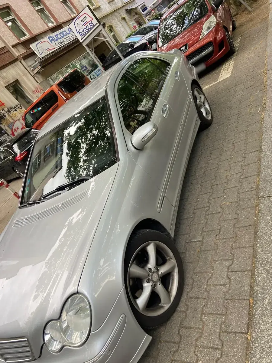 Gebraucht Mercedes C230 2007 Grau Limousine