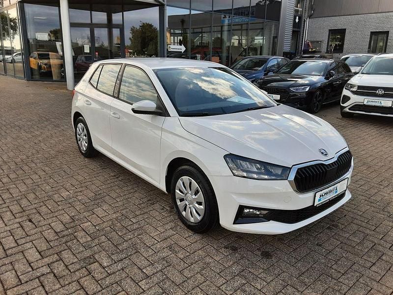 Neu Skoda Fabia Selection 80 PS (58 kW) 2025 Weiß Kleinwagen