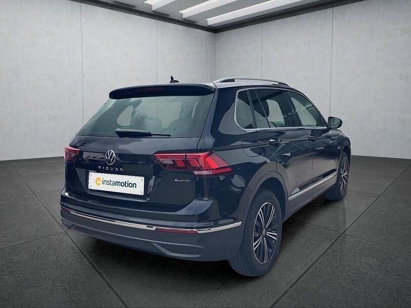 Gebraucht VW Tiguan 190 PS (139 kW) 2022 Schwarz SUV