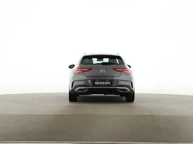 Gebraucht Mercedes CLA200 Shooting Brake 150 PS (110 kW) 2023 Kombi
