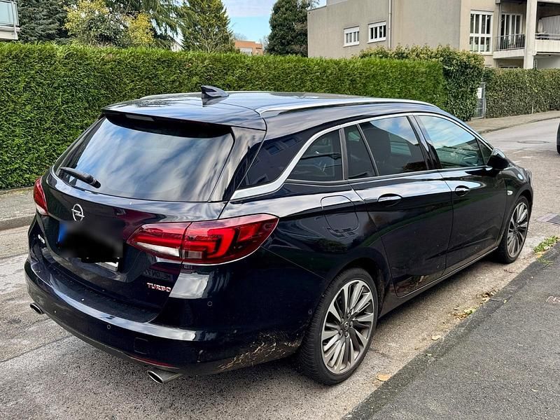 Gebraucht Opel Astra Ultimate 200 PS (147 kW) 2018 Blau Kombi