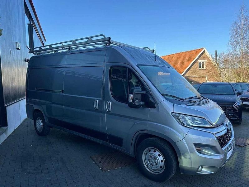 Gebraucht Citroën Jumper 165 PS (121 kW) 2021 Silber Van / Kleinbus