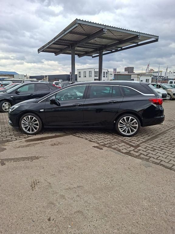 Gebraucht Opel Astra Innovation 160 PS (117 kW) 2017 Schwarz Kombi