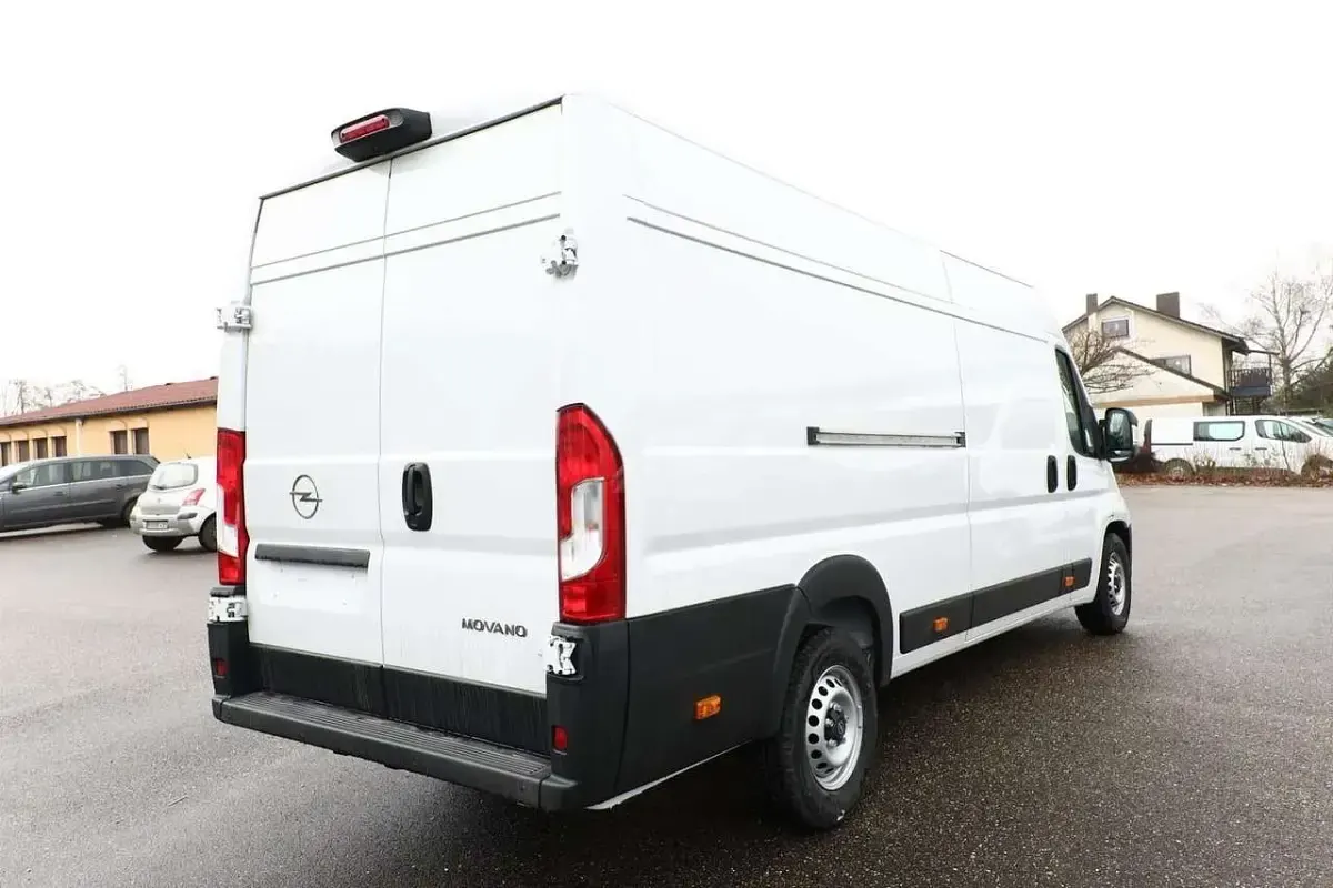 Neu Opel Movano 179 PS (131 kW) 2025 Casablanca weiß Van