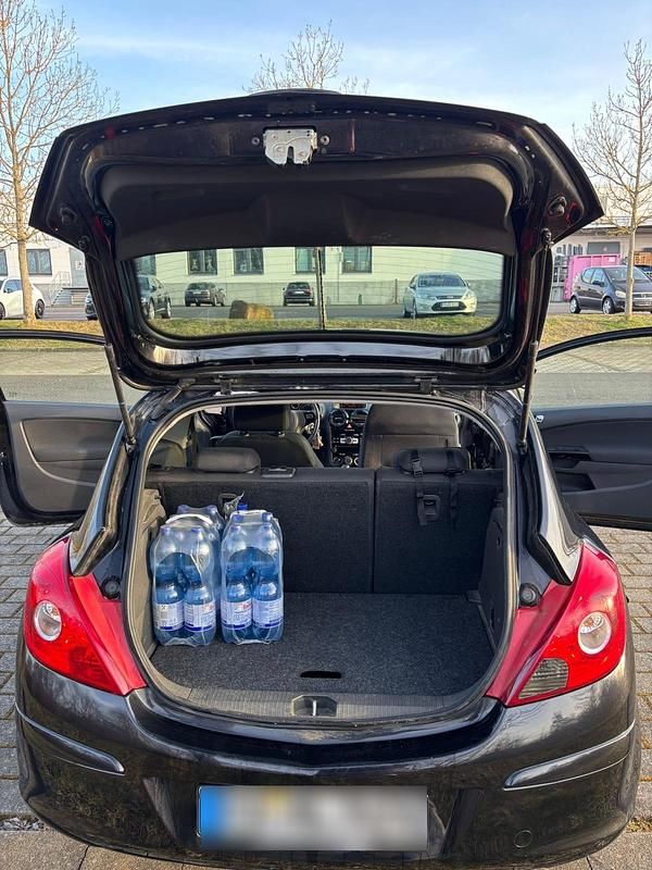 Gebraucht Opel Corsa 69 PS (50 kW) 2011 Schwarz Kleinwagen