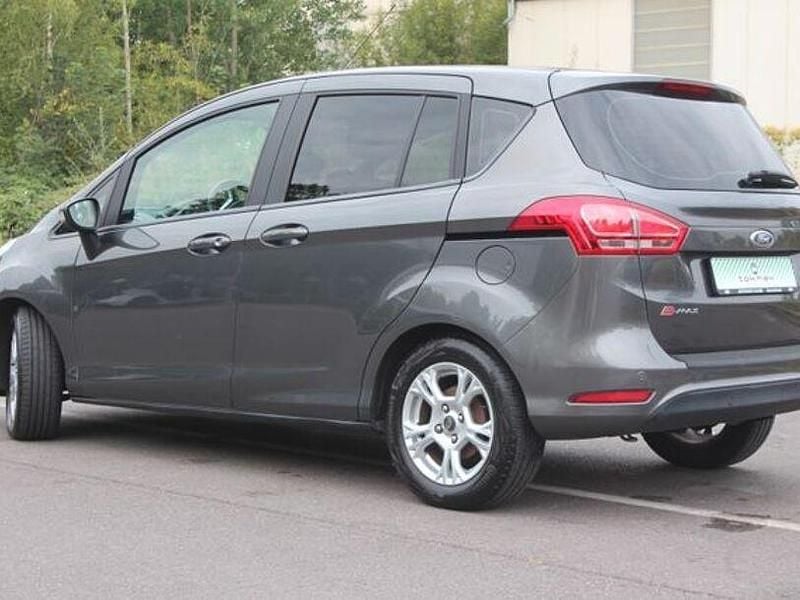 Gebraucht Ford B-MAX Trend 101 PS (74 kW) 2016 Magneticgrau (metallic) Van / Kleinbus