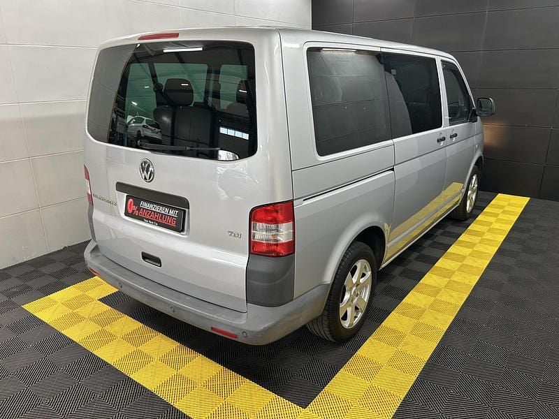 Second-hand VW T5 102 CP (75 kW) 2012 Argintiu Van