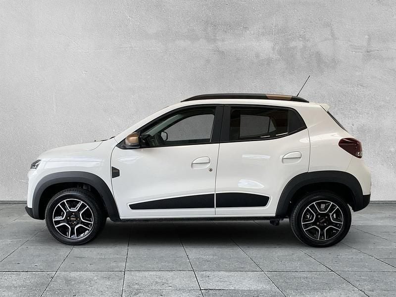 Second-hand Dacia Spring Extreme 47 kW (65 CP) 2023 Alb Hatchback