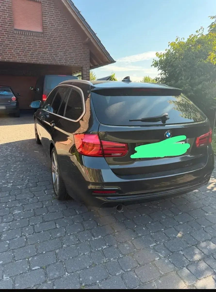 Gebraucht BMW 318 Sport Line 150 PS (110 kW) 2016 Braun Kombi