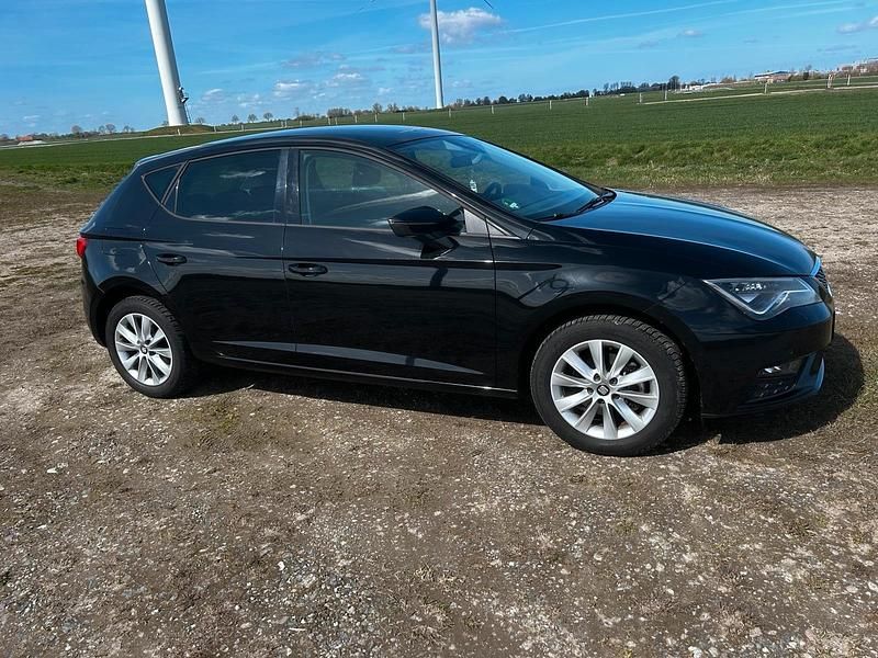 Gebraucht Seat Leon 125 PS (91 kW) 2017 Schwarz Kleinwagen
