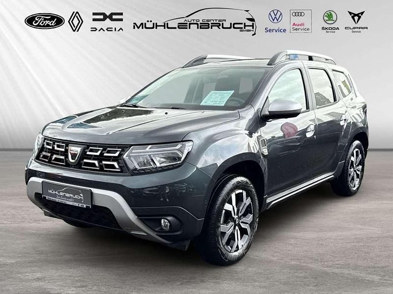 Grau Gebraucht 2021 Dacia Duster Prestige SUV | 18.987 € (Etwas zu teuer) - Bild 1/3