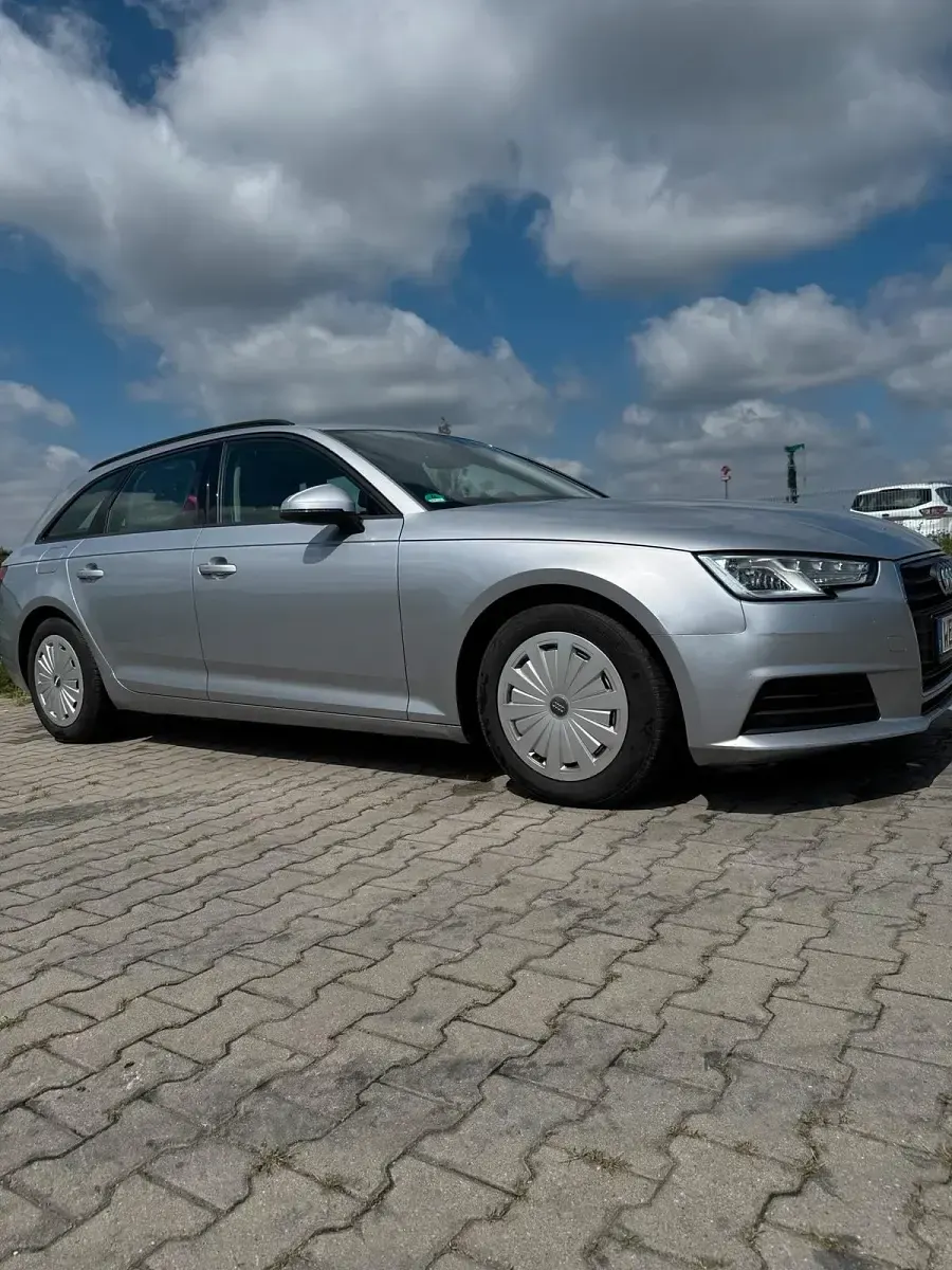 Gebraucht Audi A4 150 PS (110 kW) 2016 Silber Kombi