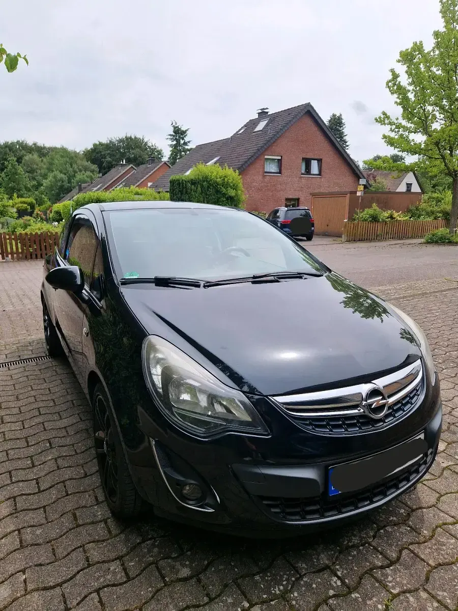 Gebraucht Opel Corsa Color Edition 101 PS (74 kW) 2013 Schwarz Kleinwagen