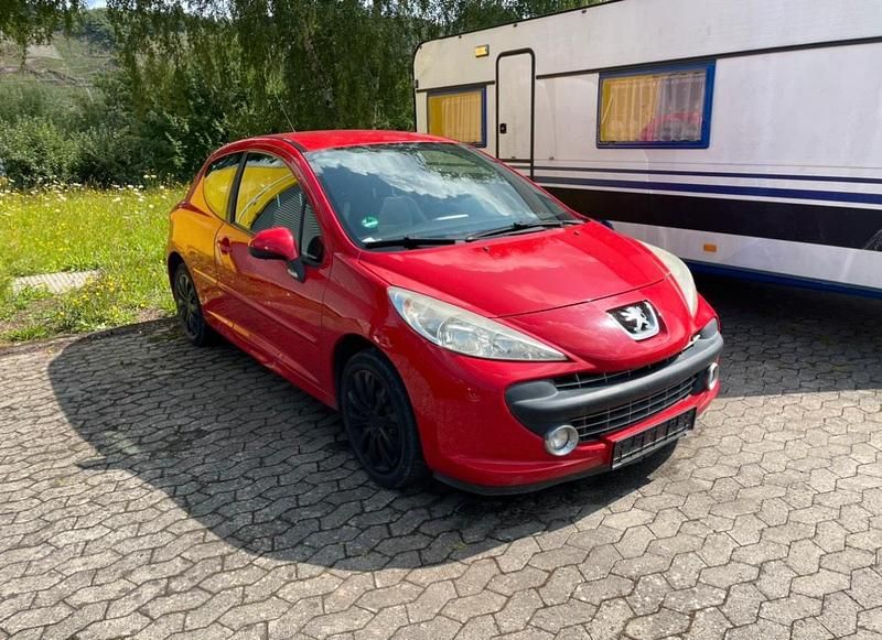 Rot Gebraucht 2010 Peugeot 207 Kombi | 750 € (Guter Preis) - Bild 1/4
