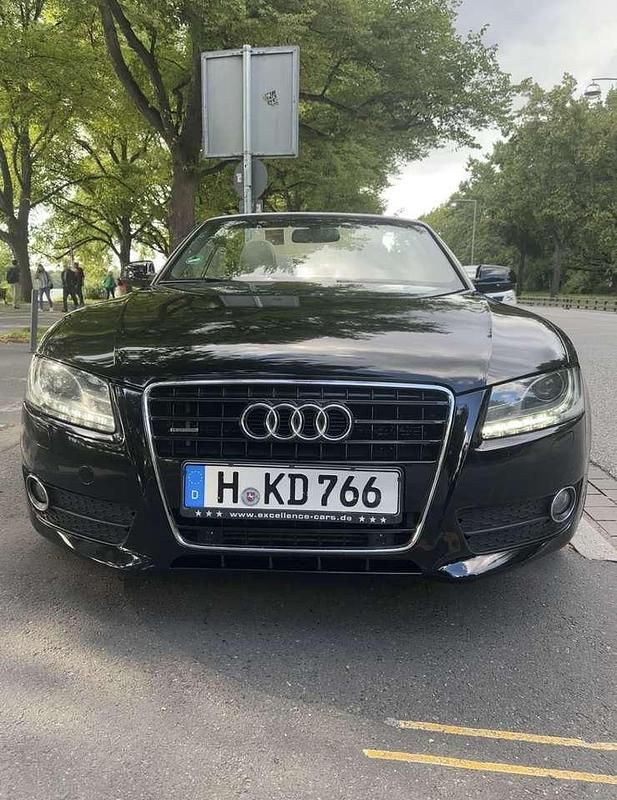 Schwarz Gebraucht 2010 Audi A5 Cabriolet S-Line Cabrio | 9.500 € (Guter Preis) - Bild 1/4