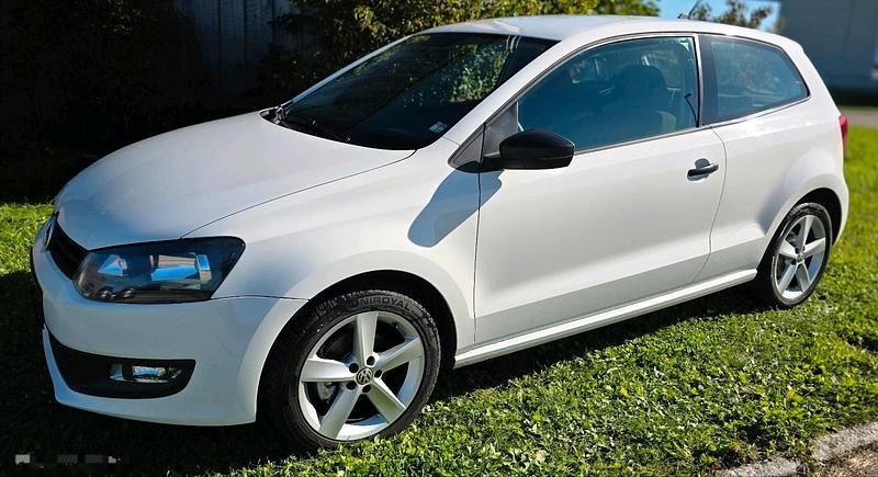 Weiß Gebraucht 2013 VW Polo Kleinwagen | 4.700 € (Etwas zu teuer) - Bild 1/4