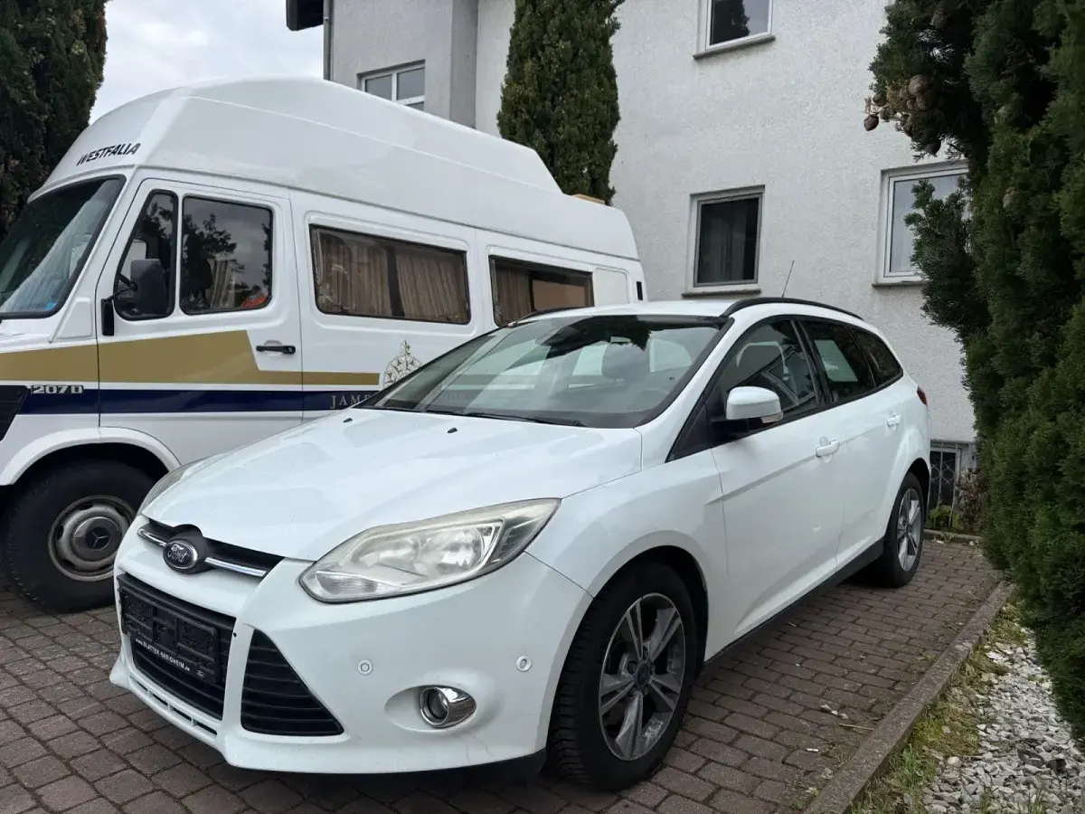 Brugt Ford Focus 140 HK (102 kW) 2013 Hvid Stationcar