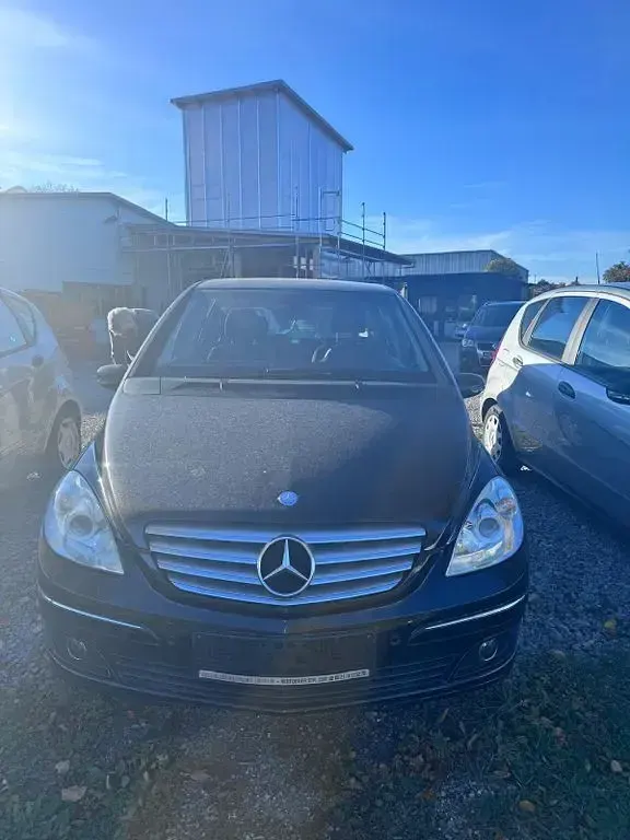 Gebraucht Mercedes B170 116 PS (85 kW) 2005 Schwarz Van / Kleinbus