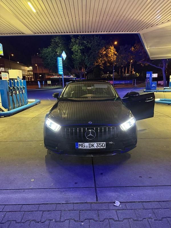 Schwarz Gebraucht 2018 Mercedes CLS350 Coupé | 38.000 € (Fairer Preis) - Bild 1/4