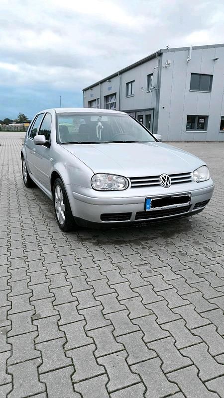 Gebraucht VW Golf IV 75 PS (55 kW) 2003 Silber Kleinwagen
