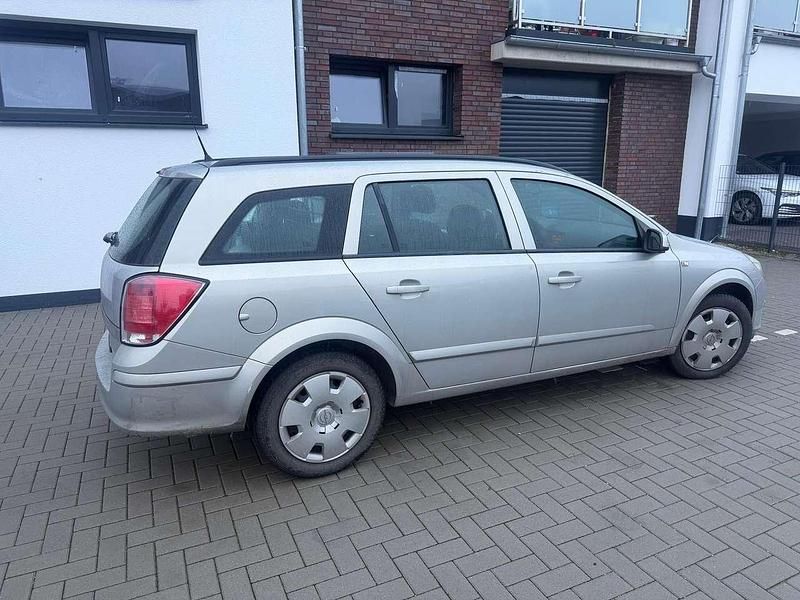 Gebraucht Opel Astra 90 PS (66 kW) 2005 Kombi