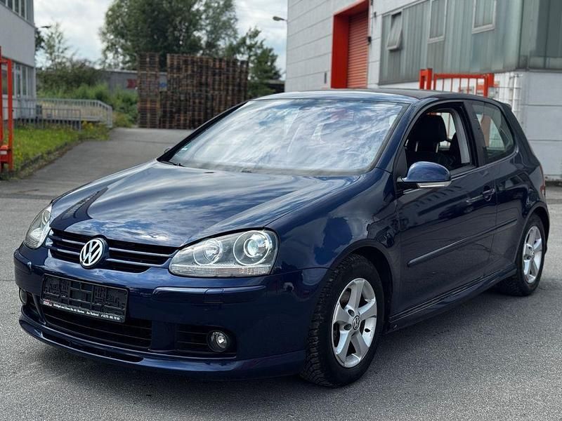 Blau Gebraucht 2006 VW Golf V GT Limousine | 5.990 € (Etwas zu teuer) - Bild 1/4